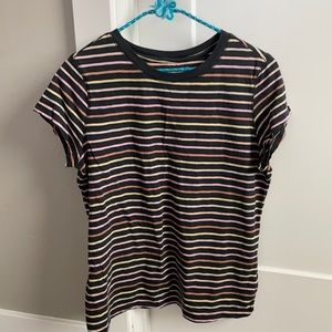 Women’s Scoop Neck Tee